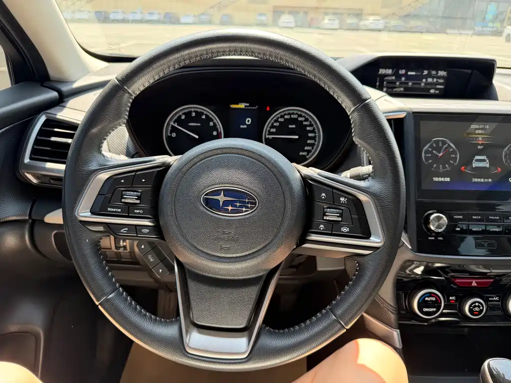Subaru Forester 2022 — фото 23
