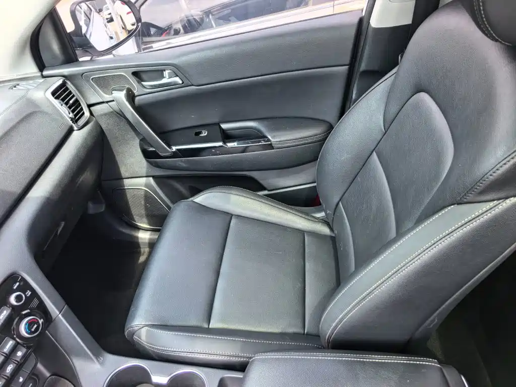 Kia KX5 2017 — фото 12