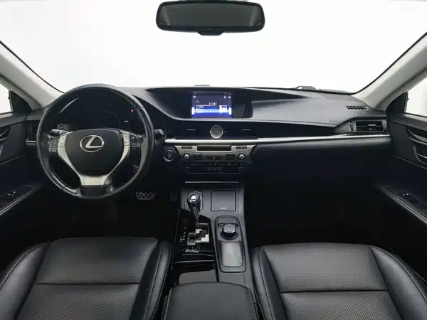 Lexus ES 2015