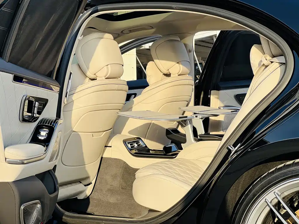 Mercedes-Benz S-Class 2024 — фото 6