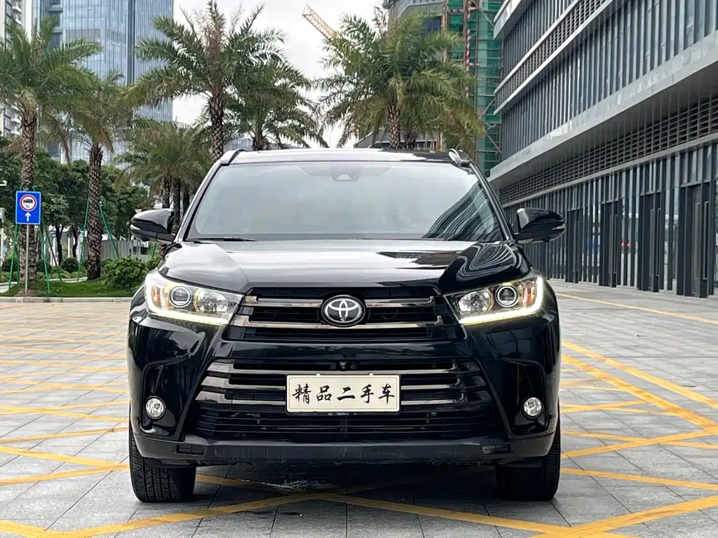 Toyota Highlander 2020 — фото 2