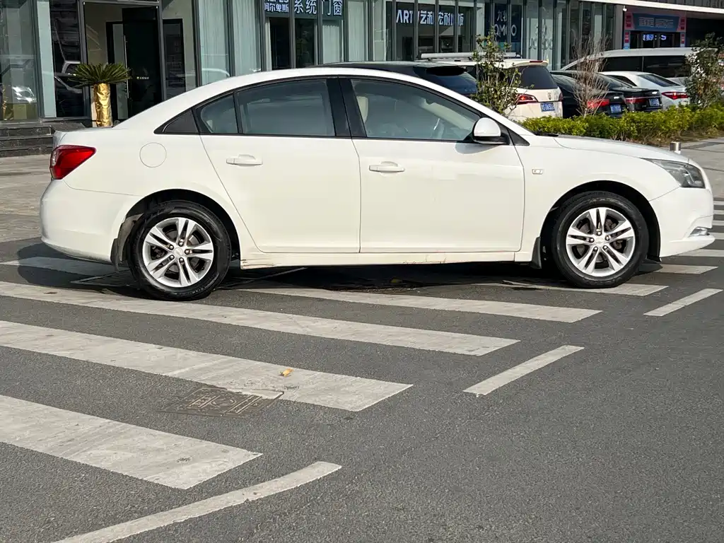 Chevrolet Cruze 2014