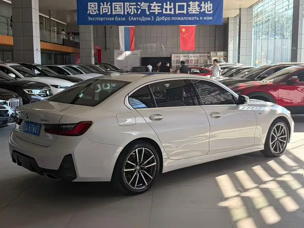 BMW 3 Series 2023
