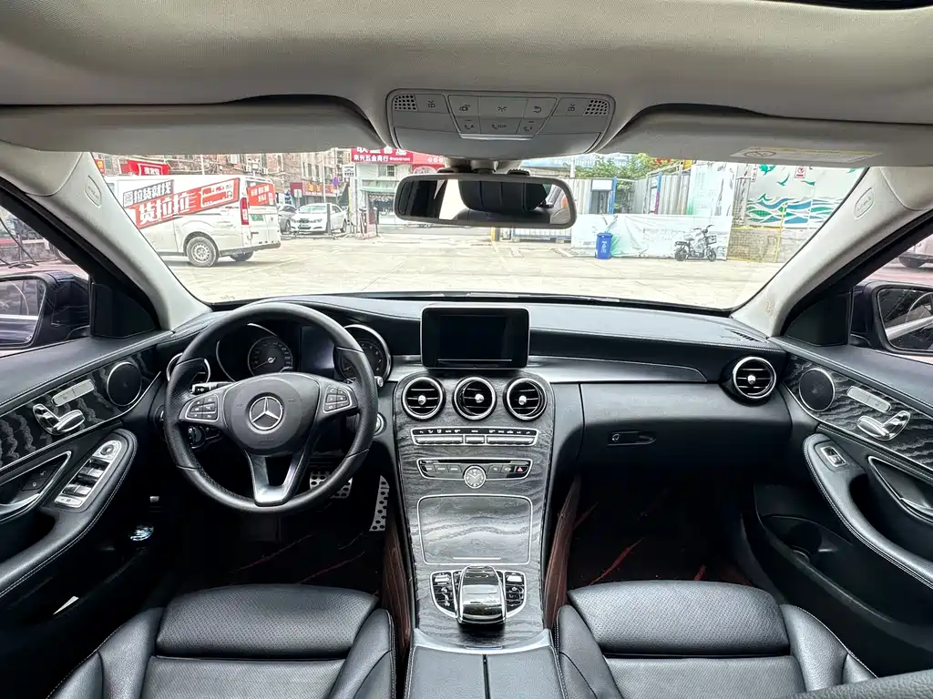 Mercedes-Benz C-Class 2018 — фото 4