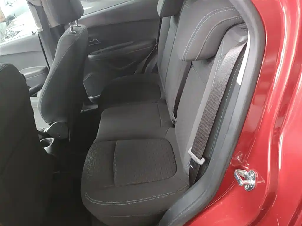 Chevrolet Trax 2016 — фото 17