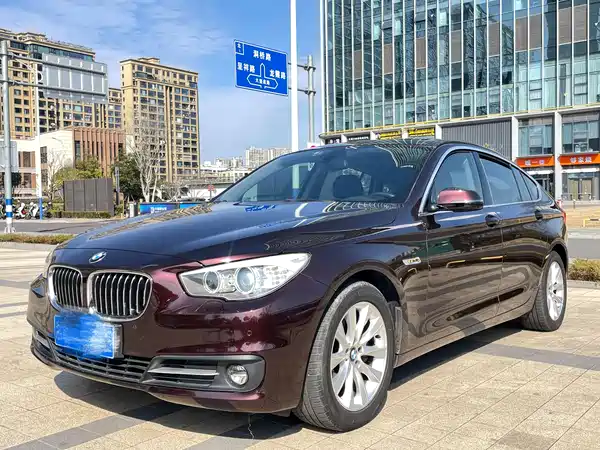 BMW 5 Series GT 2014