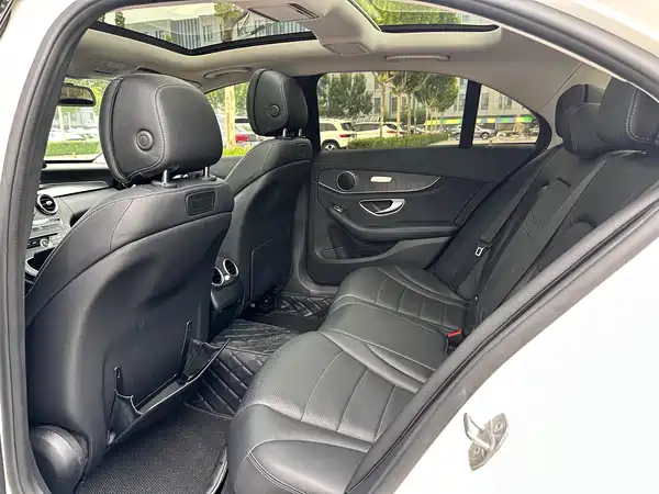 Mercedes-Benz C-Class 2017