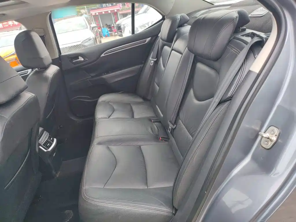 Citroën C4L 2015 — фото 13