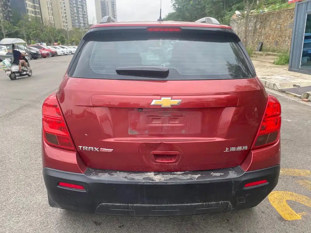 Chevrolet Trax 2016 — фото 12