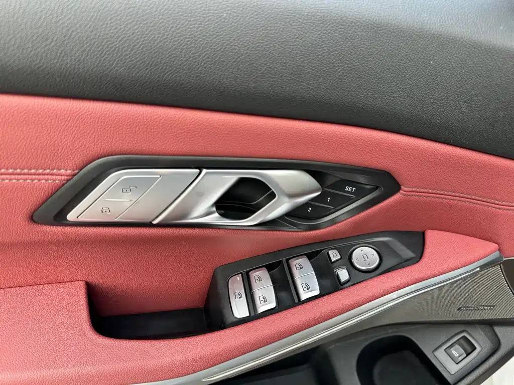 BMW 3 Series 2021 — фото 17