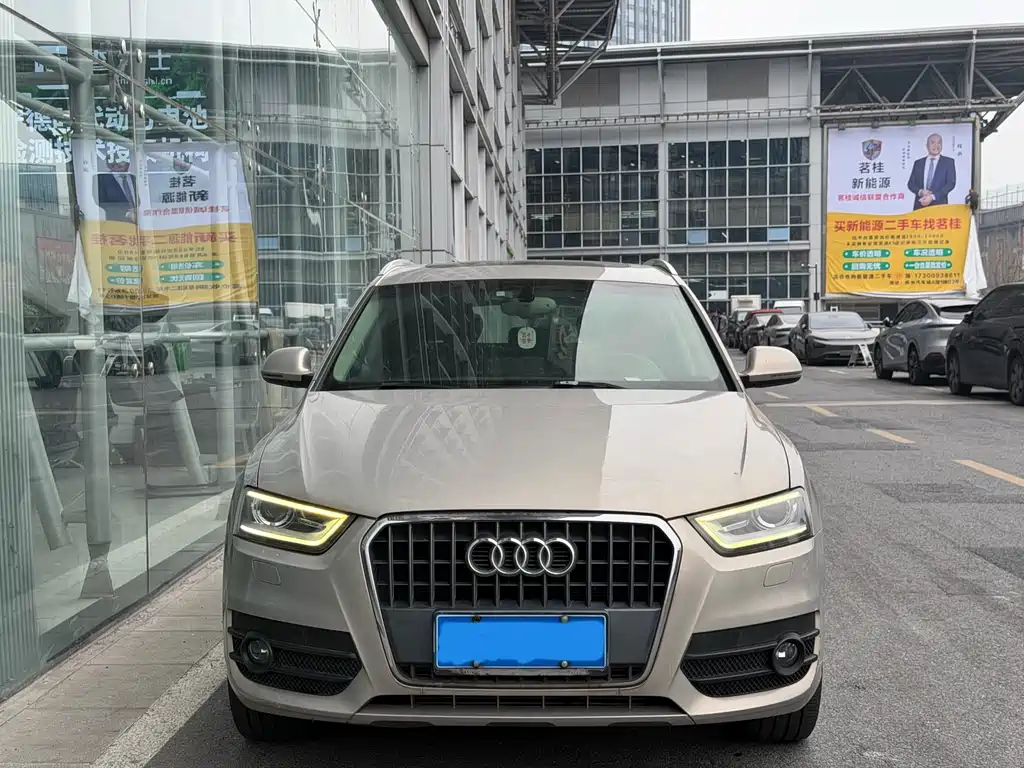 Audi Q3 2013 — фото 2