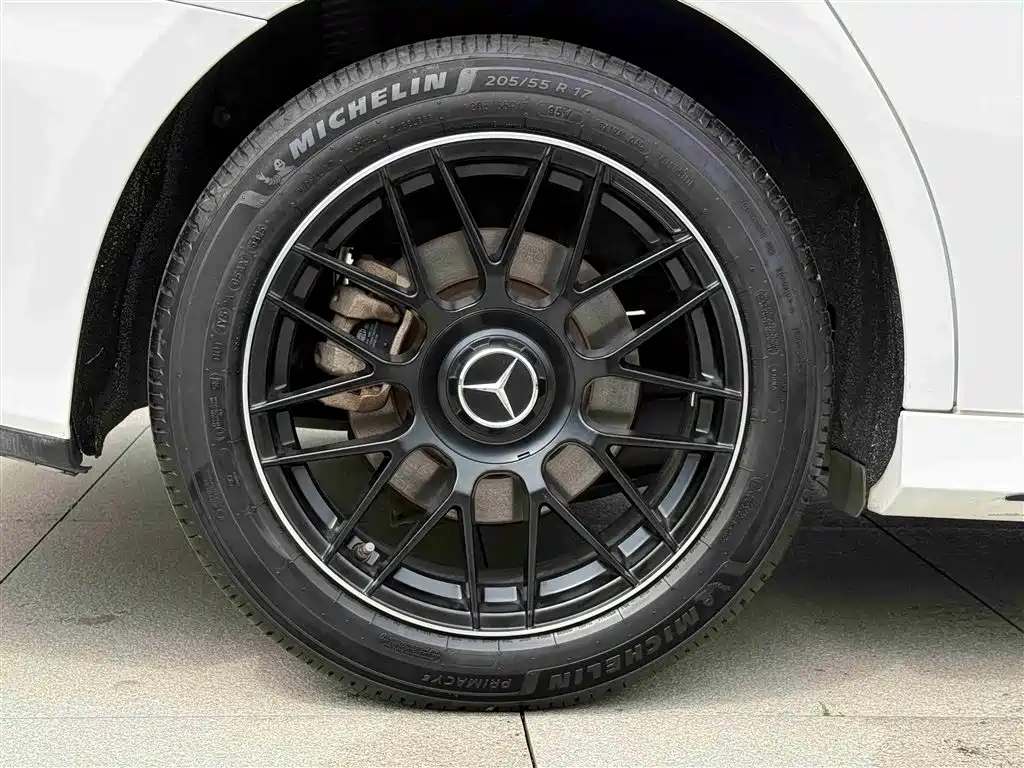 Mercedes-Benz A-Class 2020 — фото 11