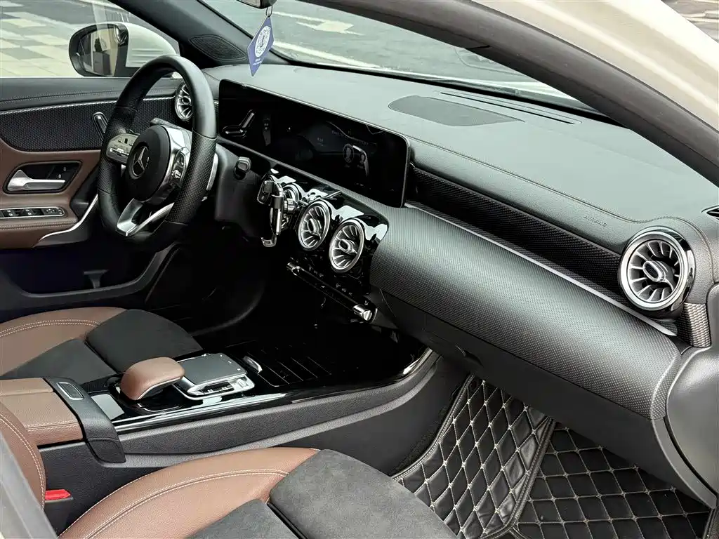 Mercedes-Benz A-Class 2020 — фото 32