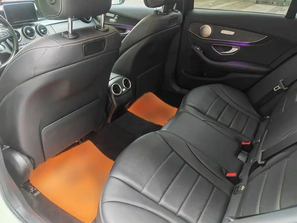 Mercedes-Benz C-Class 2018 — фото 13