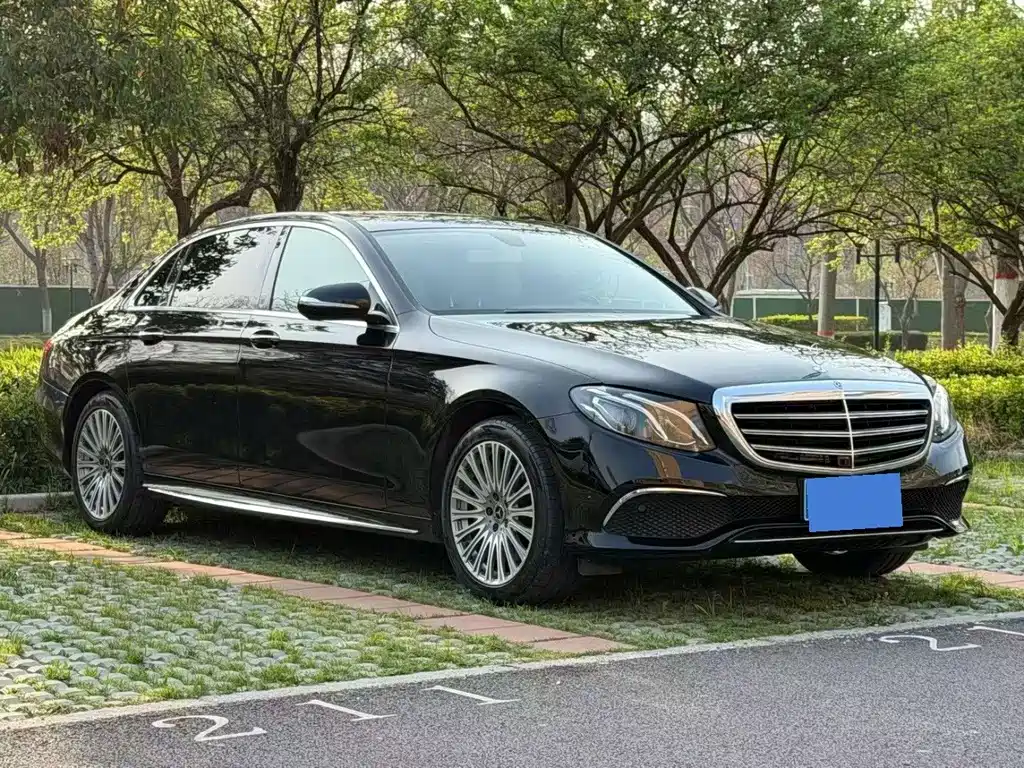 Mercedes-Benz E-Class 2018