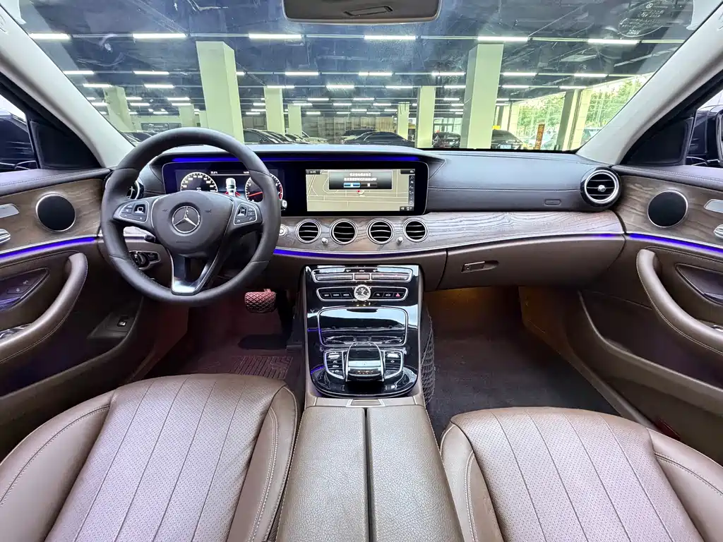 Mercedes-Benz E-Class 2016 — фото 12