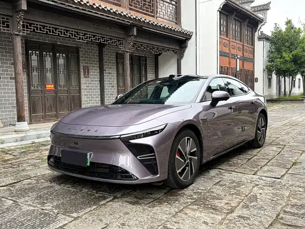 Exeed ES 2025