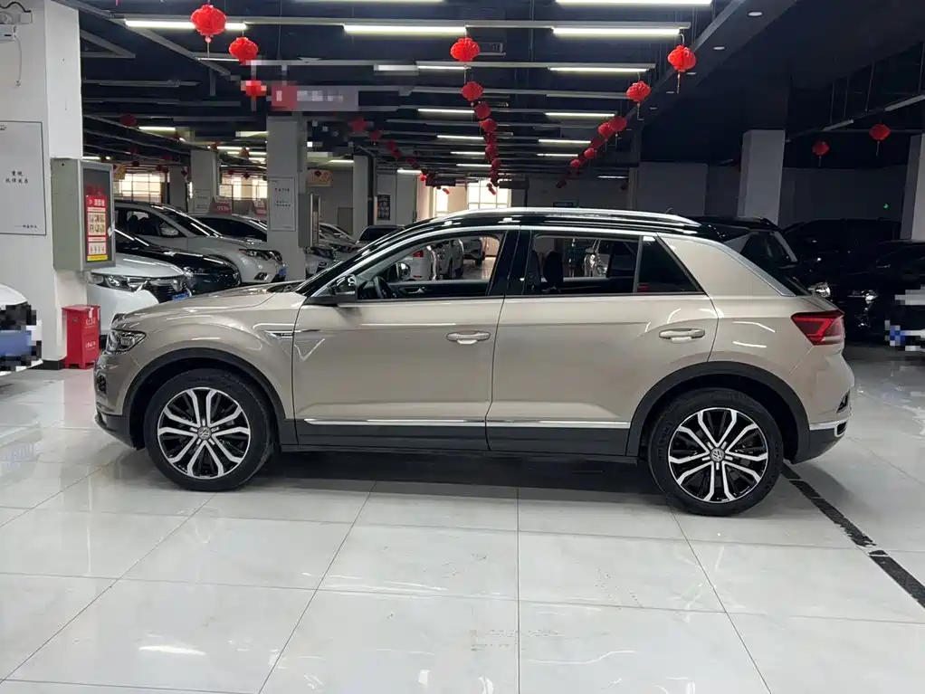 Volkswagen T-Roc 2019 — фото 15