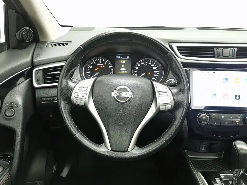 Nissan Qashqai 2016 — фото 11