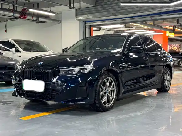BMW i3 2024