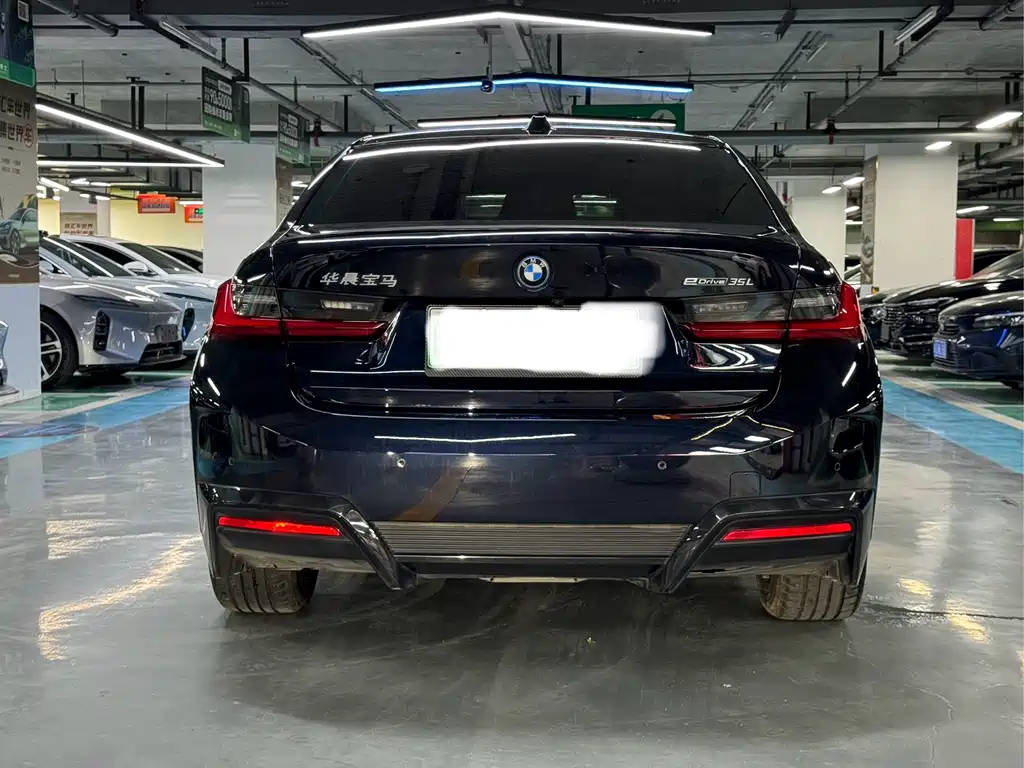 BMW i3 2024 — фото 16