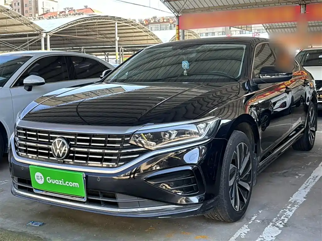 Volkswagen Passat 2023 — фото 2
