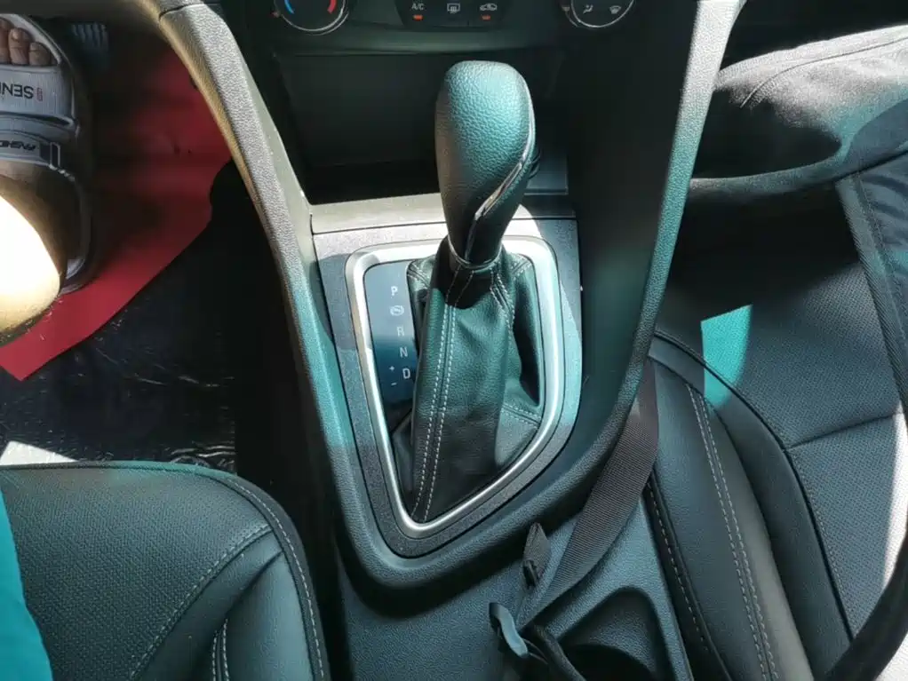 Buick Excelle 2021 — фото 14