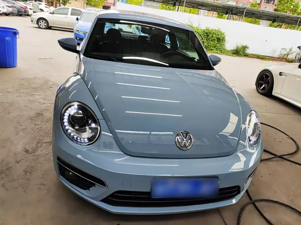 Volkswagen Beetle 2014