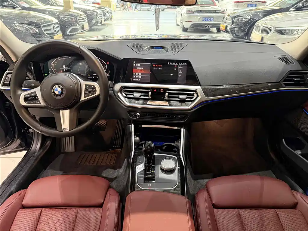 BMW 3 Series 2022 — фото 13