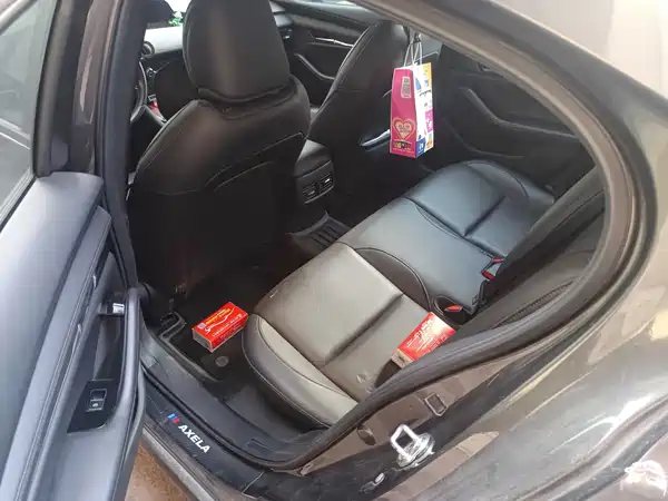 Mazda 3 Axela 2020