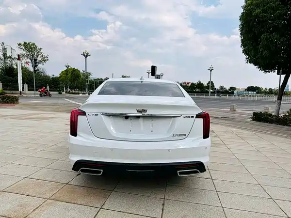 Cadillac CT5 2023