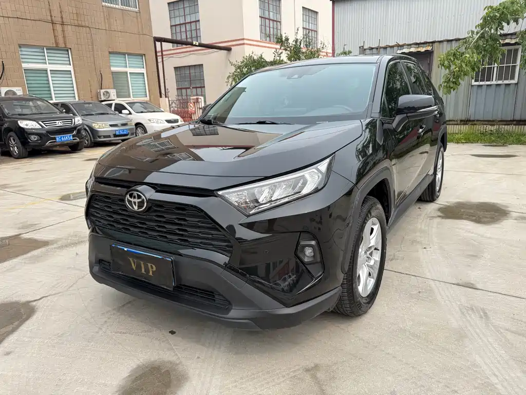 Toyota RAV4 2024