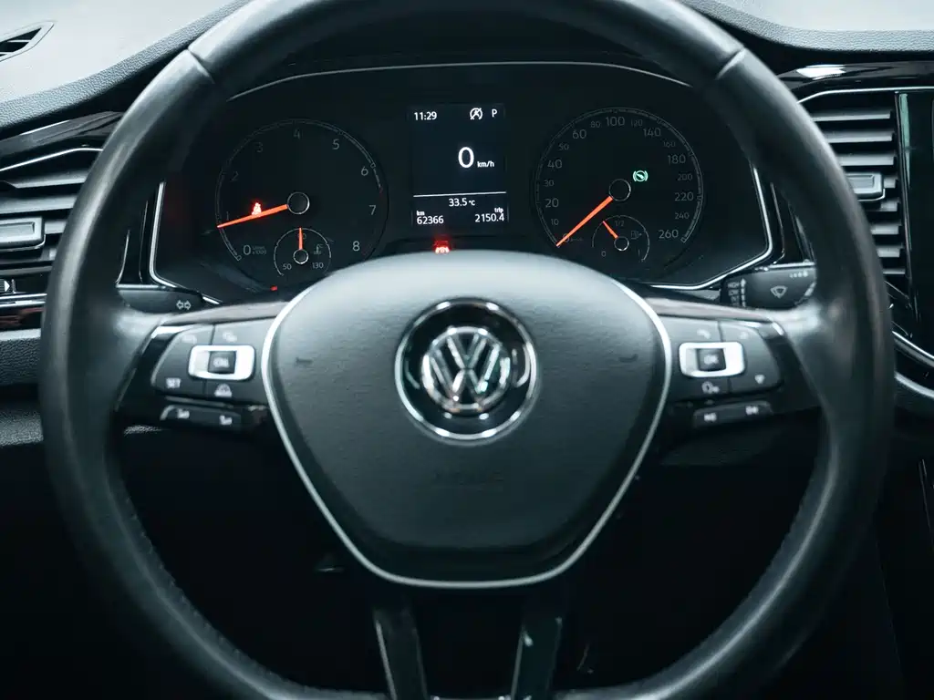 Volkswagen T-Roc 2019 — фото 13