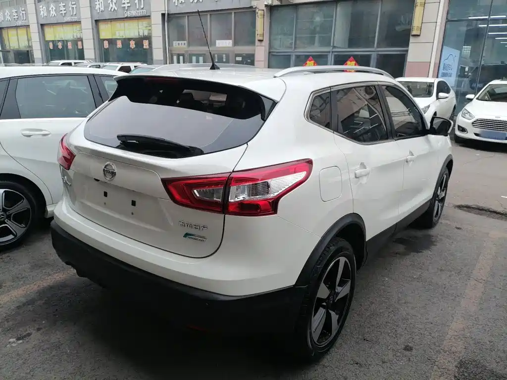 Nissan Qashqai 2016