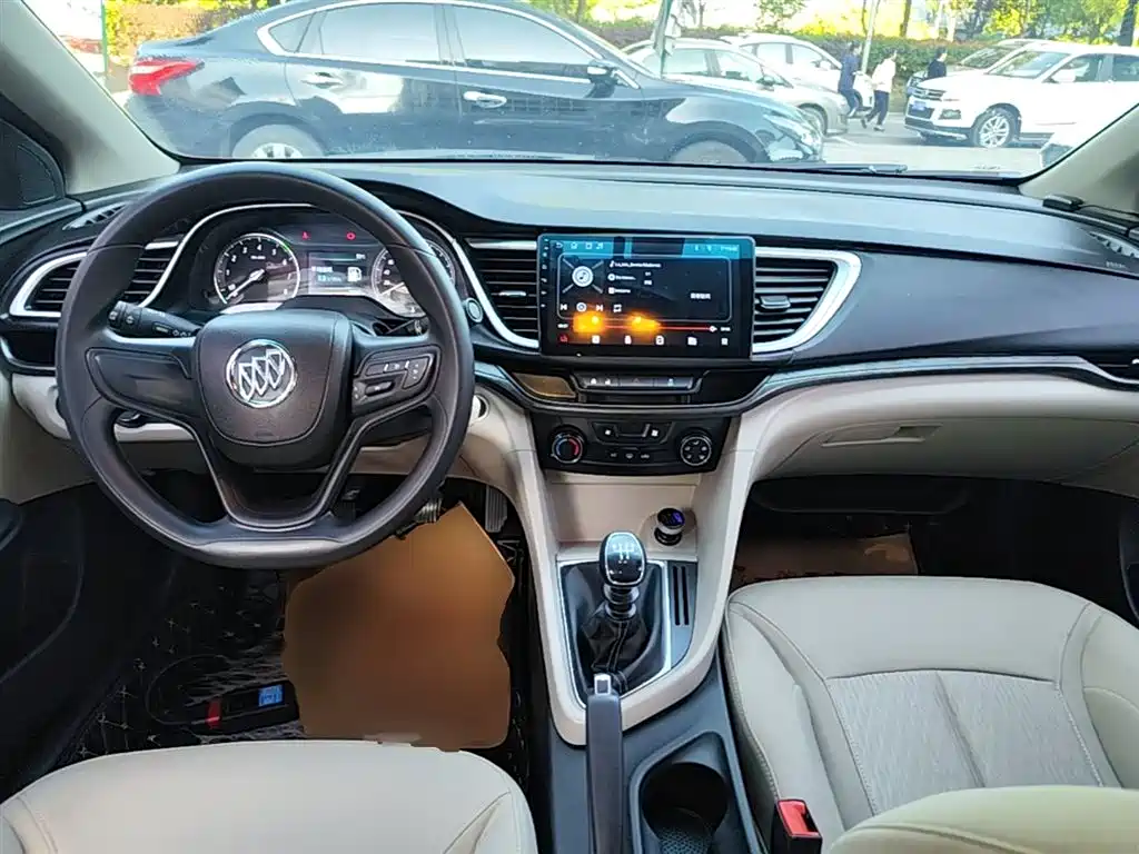 Buick Excelle 2017 — фото 10