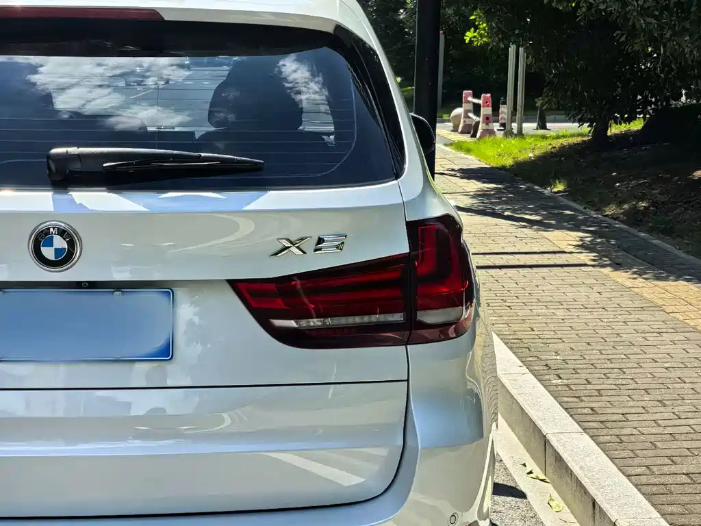 BMW X5 2015 — фото 15