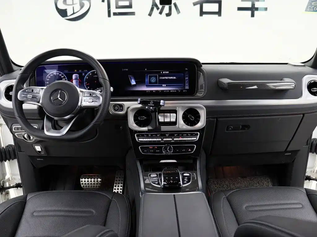 Mercedes-Benz G-Class 2020 — фото 14