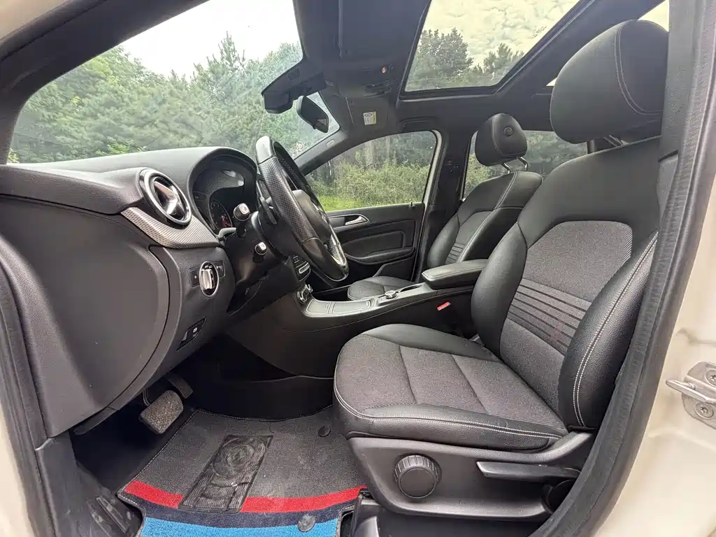 Mercedes-Benz B-Class 2015
