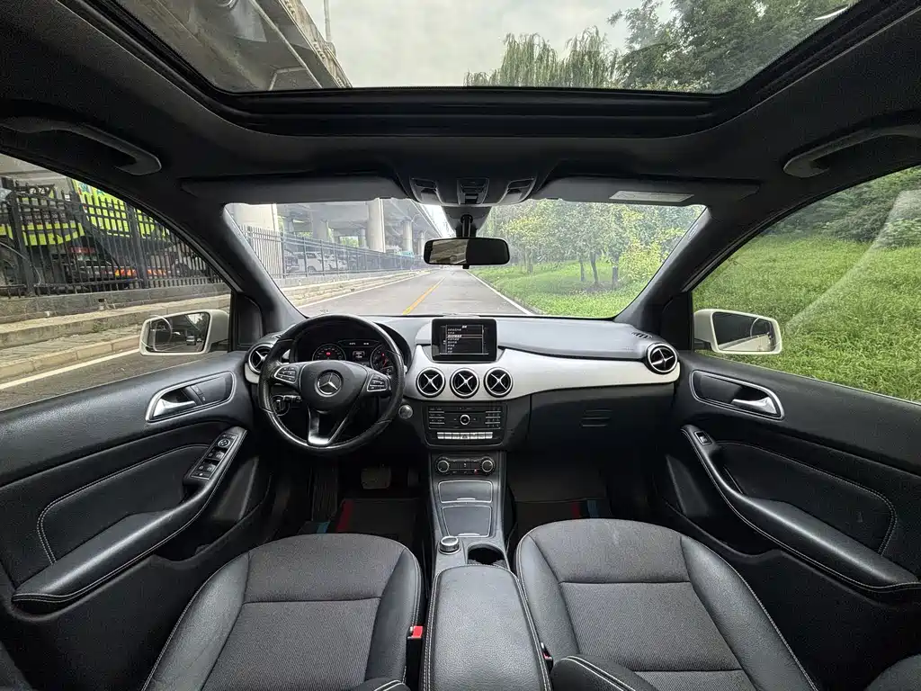 Mercedes-Benz B-Class 2015 — фото 9
