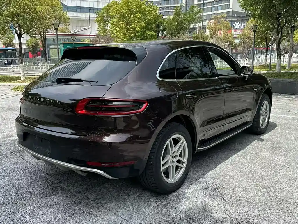 Porsche Macan 2018 — фото 7