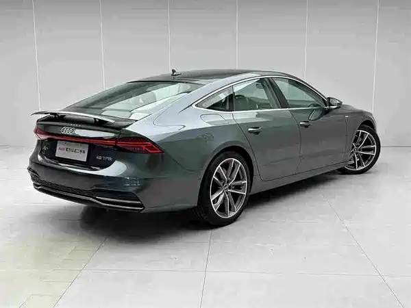 Audi A7 2025