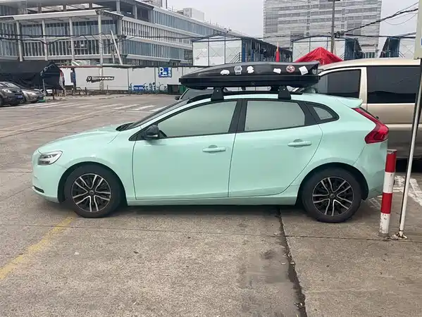 Volvo V40 2017