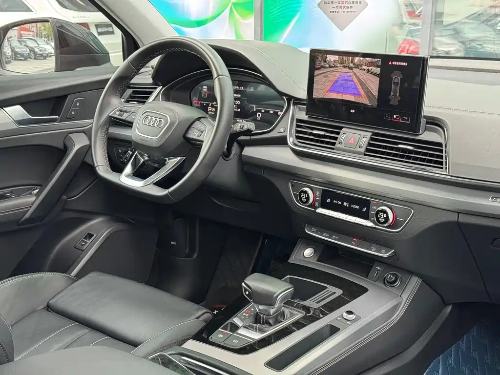 Audi Q5L 2022 — фото 26