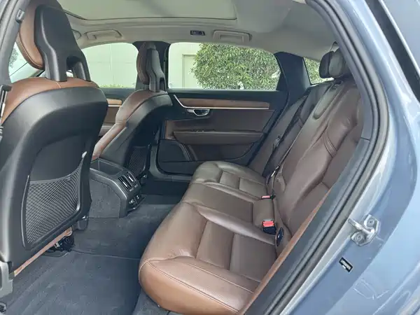 Volvo S90 2018