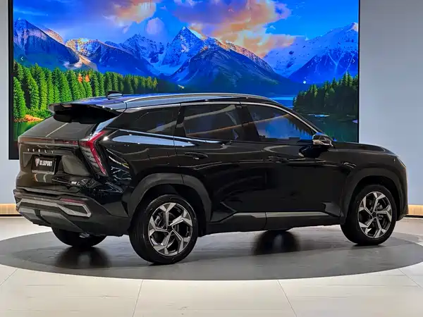 Geely Boyue L 2024