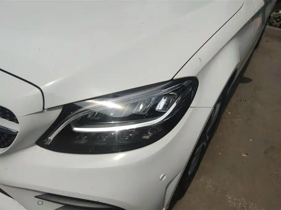 Mercedes-Benz C-Class 2020
