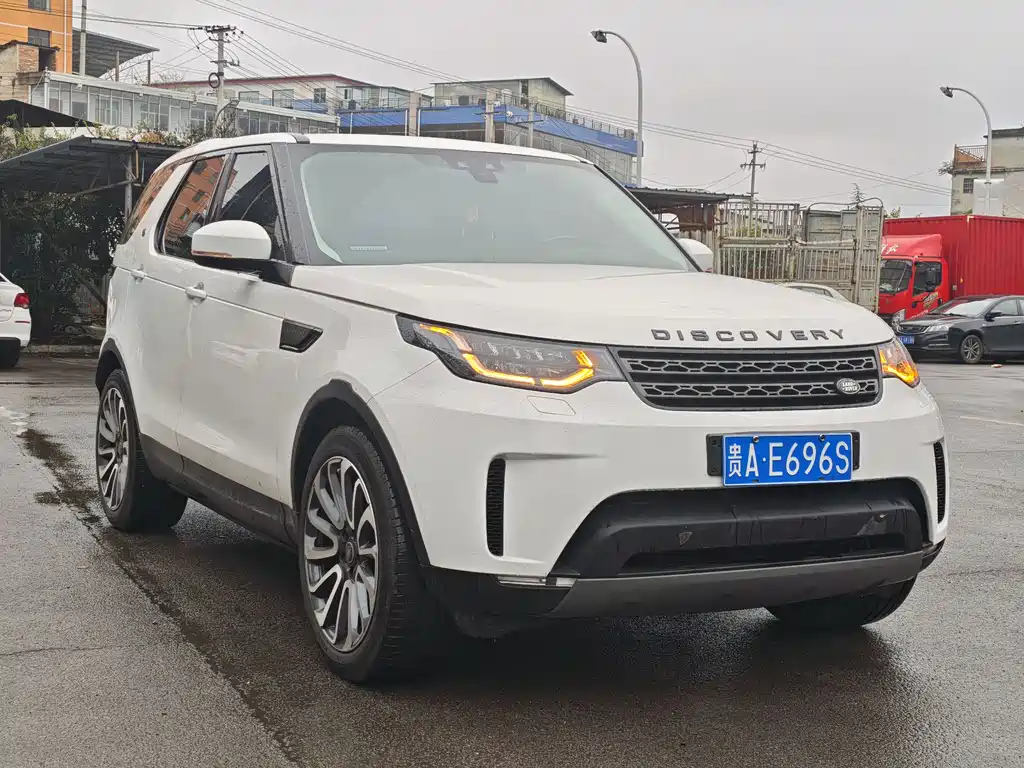 Land Rover Discovery 2018 — фото 3