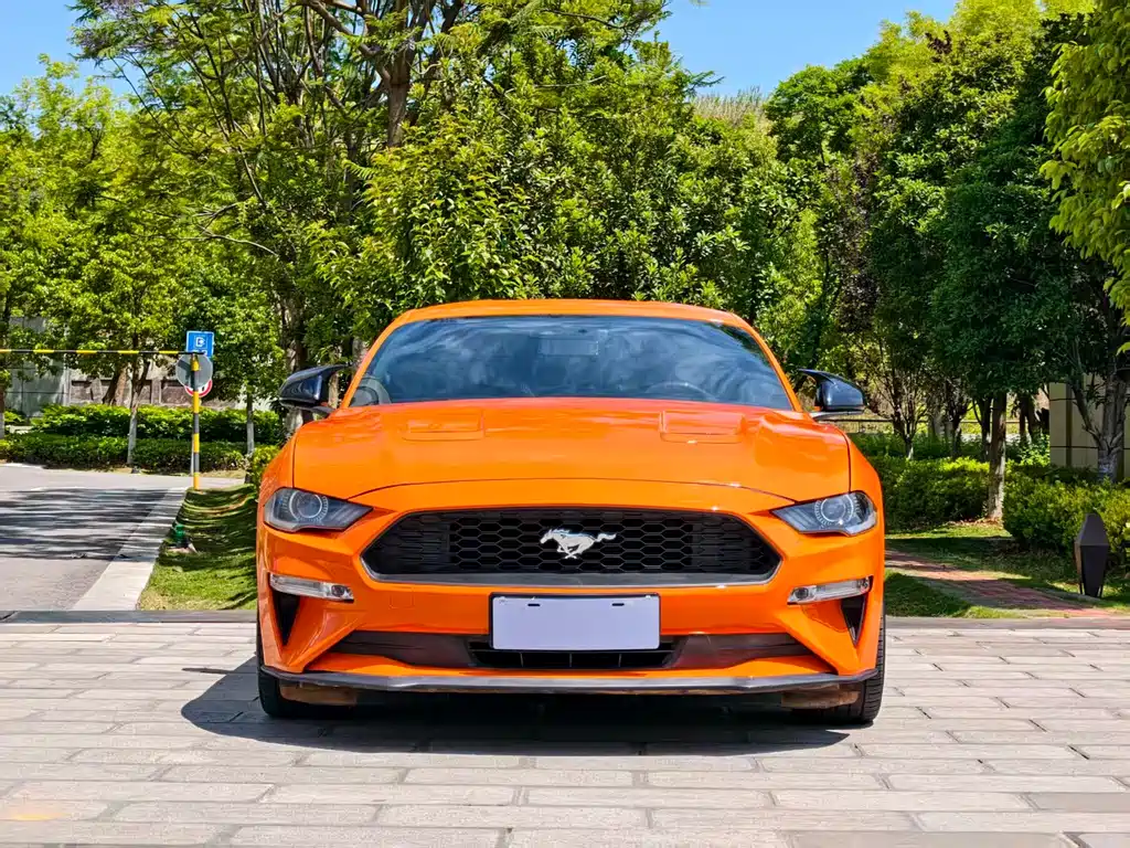 Ford Mustang 2020 — фото 2