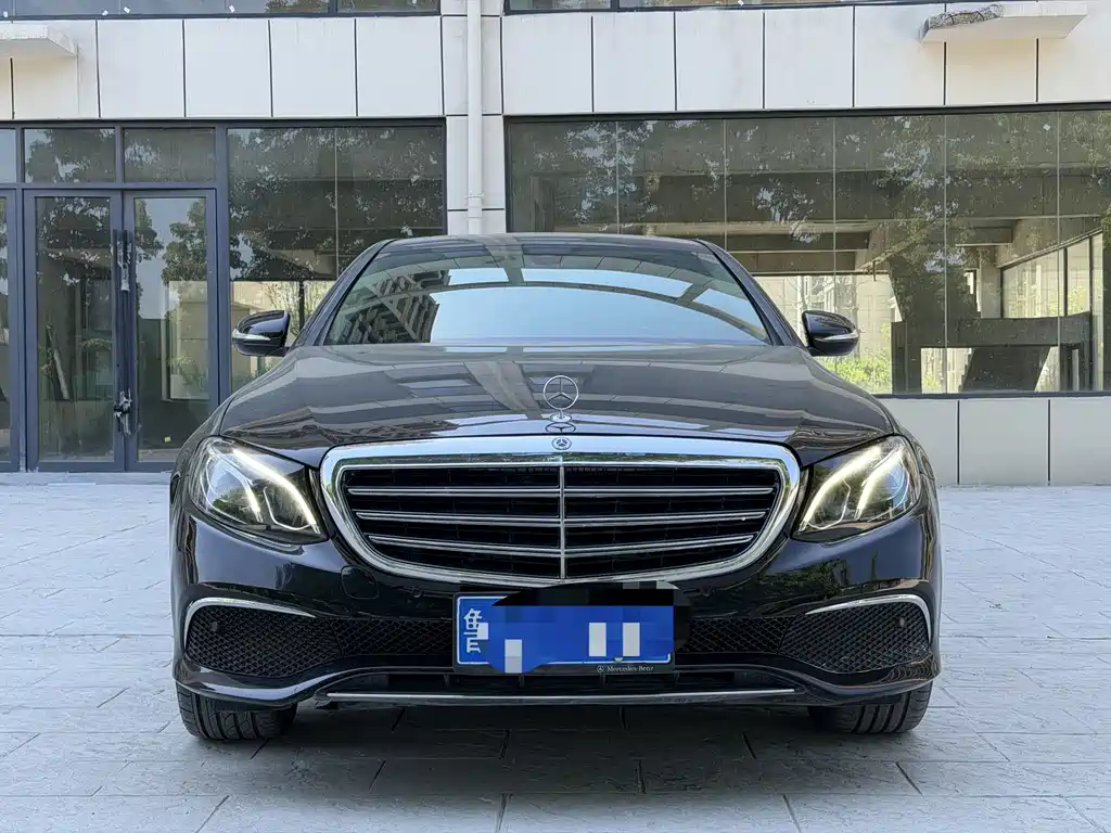Mercedes-Benz E-Class 2018 — фото 2