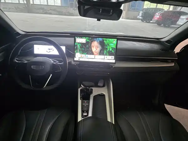 Geely Xingrui 2025